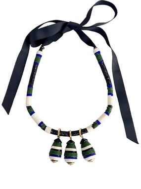 Y2K Vintage Ann Taylor Beaded Statement Necklace – Tribal Pendant Design